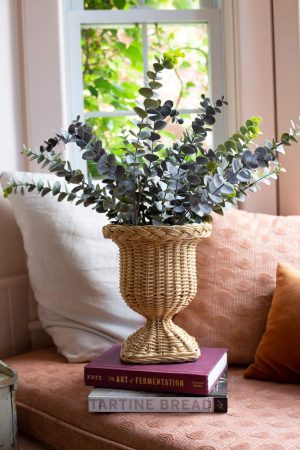 SMALL FITRIT RATTAN URN