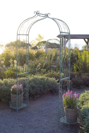 GREEN METAL GARDEN ARCH  WITH PLANT SHELVES