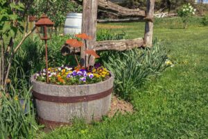 S/3 MUSHROOM GARDEN STAKES  RUST FINISH