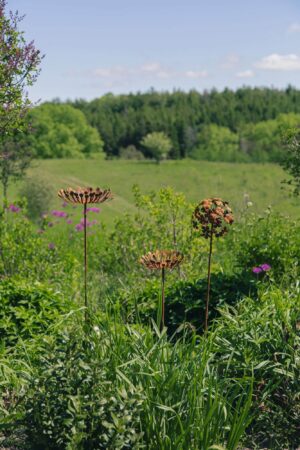 LARGE FLORAL GARDEN STAKE  RUST FINISH