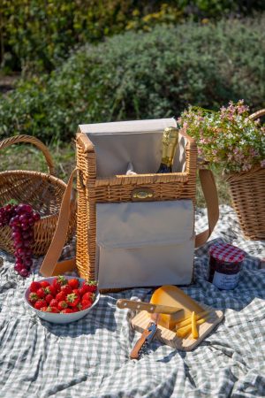 WILLOW 2 WINE BOTTLE BAG WITH CHEESE BOARD KNIFE CORKSCREW