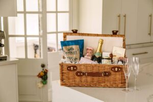 LONG RECTANGULAR WILLOW  HAMPER