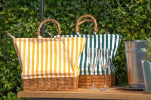 RECTANGULAR WILLOW BASE INSULATED PICNIC BAG YELLOW