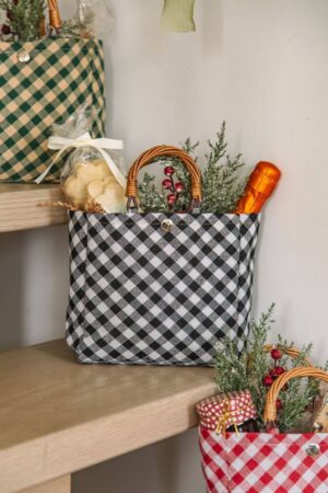 FABRIC BAG + WILLOW HANDLES –  BLACK