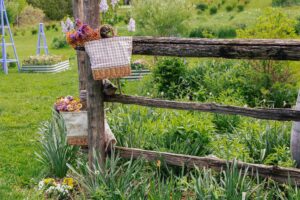RECTANGULAR WILLOW BASE  INSULATED PICNIC BAG FLORAL PR