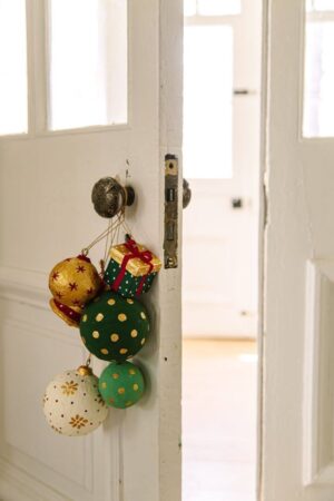PAPER MACHE HANDMADE BOX  ORNAMENT – 6 ASSORTED
